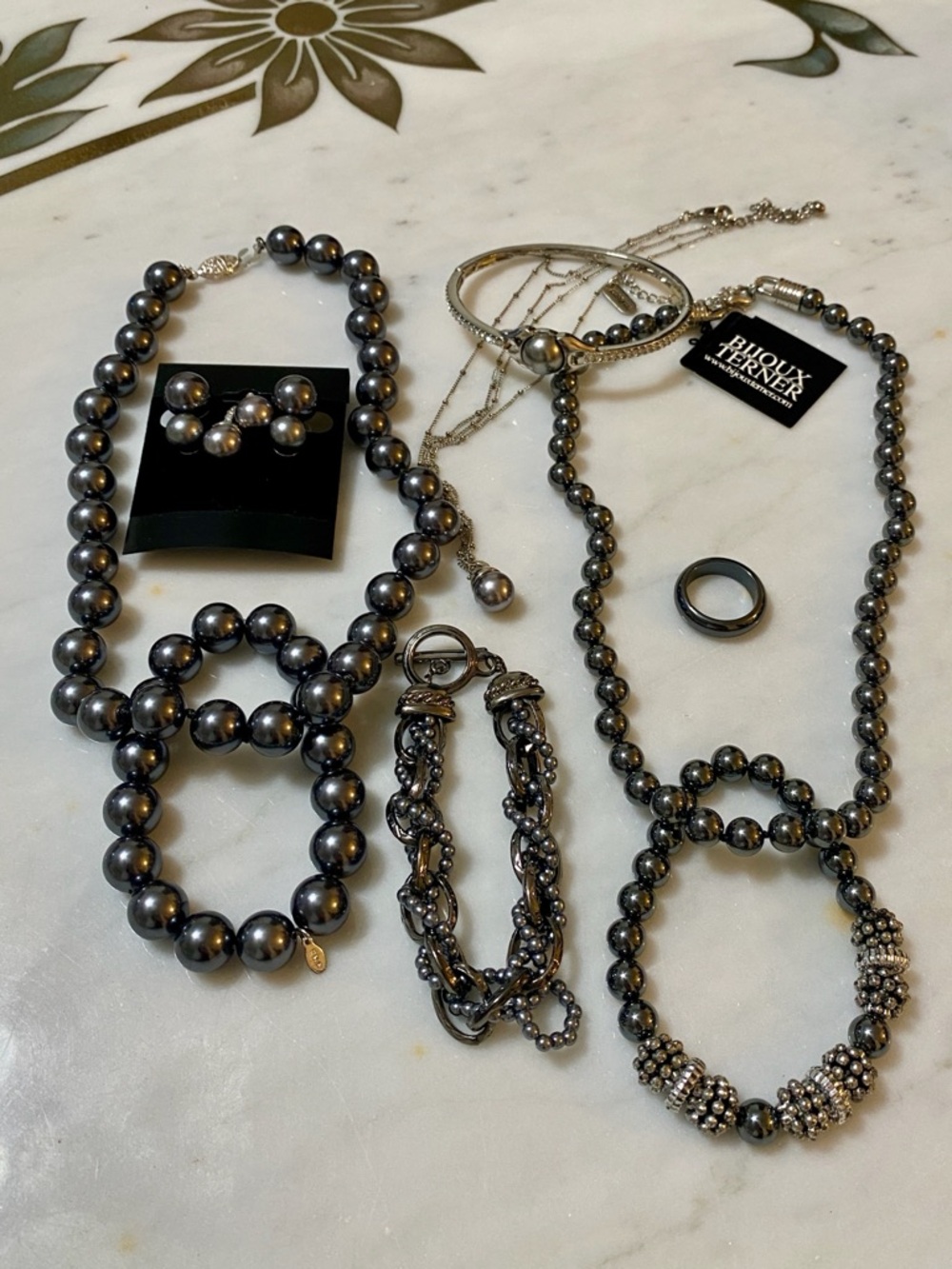 Hematite Black Pearl and Rhinestones Jewelry Sets